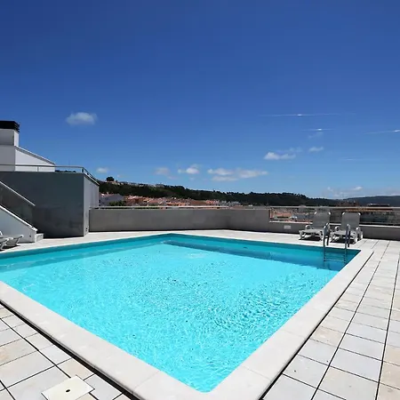 Altido 3-br Flat With Terrace And Rooftop Pool Apartment Nazare