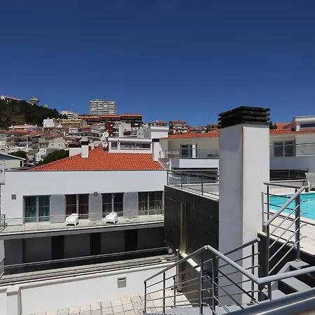 Altido 3-br Flat With Terrace And Rooftop Pool * Nazare