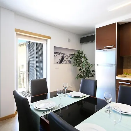 Altido 3-br Flat With Terrace And Rooftop Pool Nazare