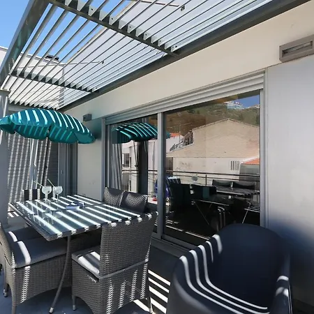 Altido 3-br Flat With Terrace And Rooftop Pool Nazare